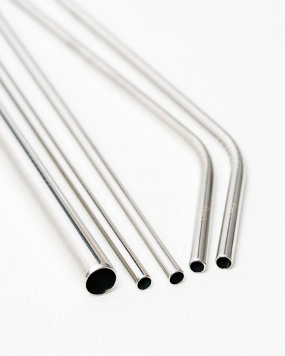 set of 5 stainless steel straws of different sizes